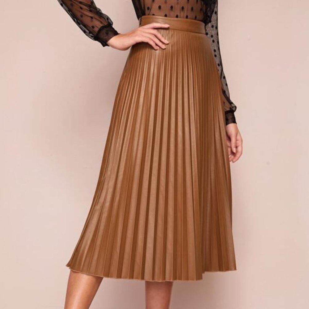 Contemporary Camel vegan leather pleated midi skir - Picture 4 of 6